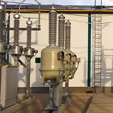 Transformadores tensión servicios auxiliares - Power voltage transformers