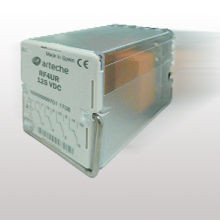 New ultra-fast monostable auxiliary relay ultra-fast tripping applications